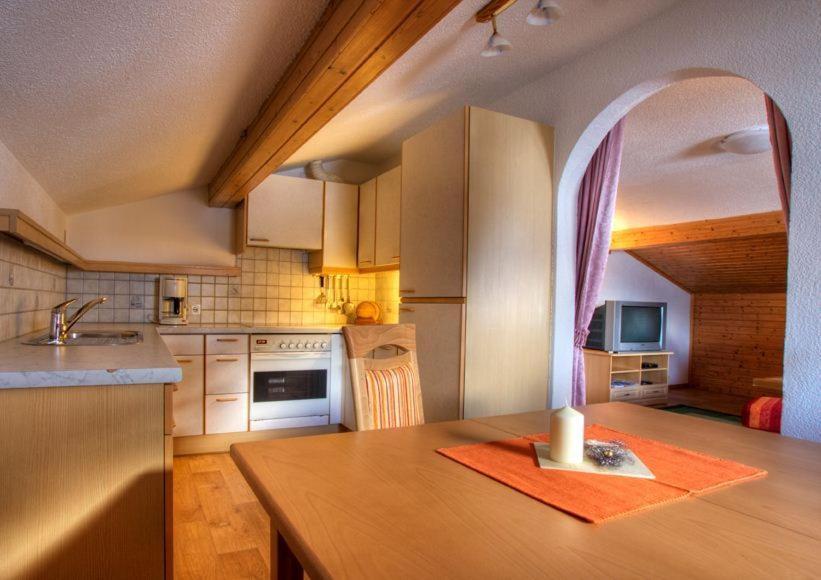 Ferienhaus Bergkristall Pettneu am Arlberg Dış mekan fotoğraf