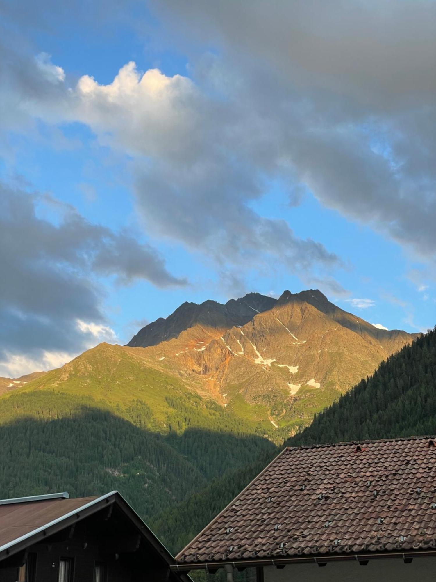 Ferienhaus Bergkristall Pettneu am Arlberg Dış mekan fotoğraf